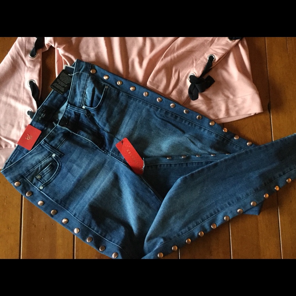 RARE MID RISE SKINNY ANKLE W/COPPER RIVETS